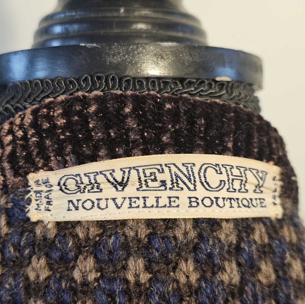 Vintage Givenchy Cardigan - Picture 6 of 7